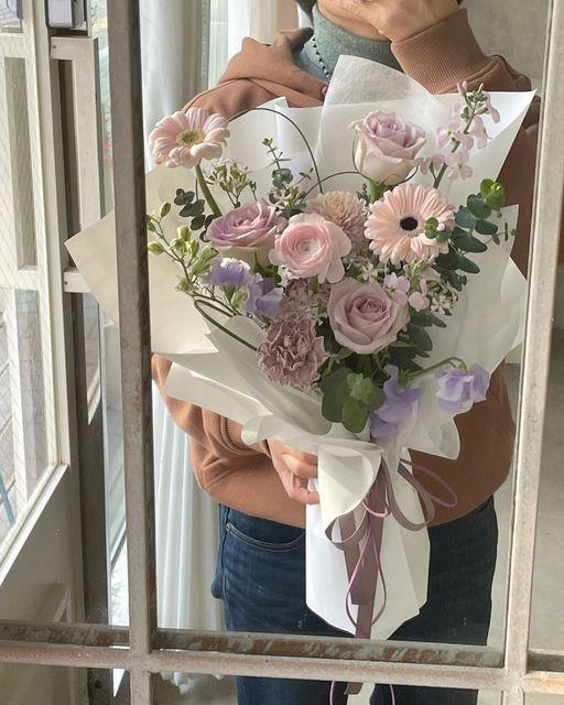 Sprout Garden Path workshop space where corporate flower arrangements are designed and prepared for business delivery